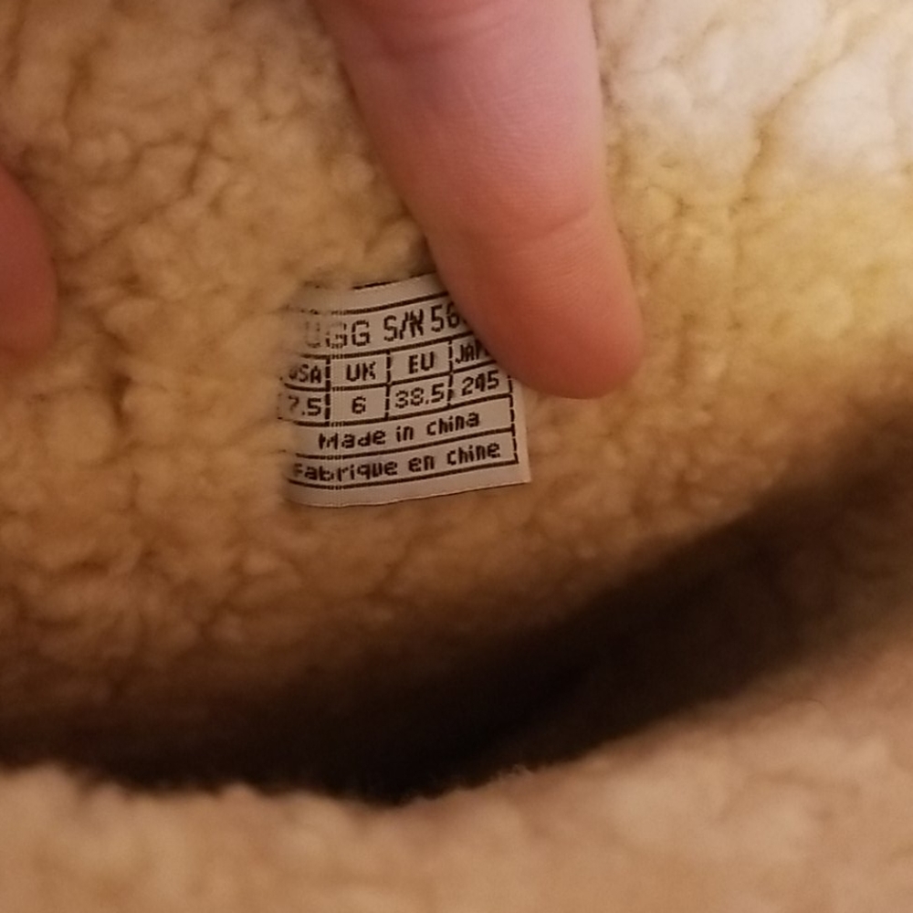UGG camel shearling boots - Picture 6 of 12